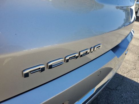 Used 2020 GMC Acadia Denali w/ Technology Package image 5