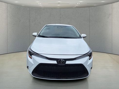 Used 2024 Toyota Corolla LE FWD image 8