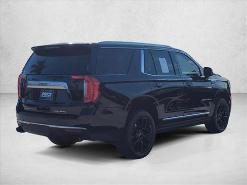 Used 2022 GMC Yukon Denali AWD/4WD image 2