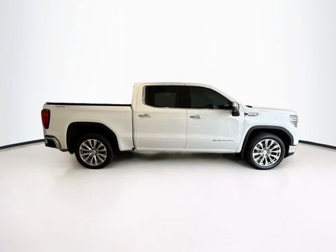Used 2022 GMC Sierra 1500 SLT image 8