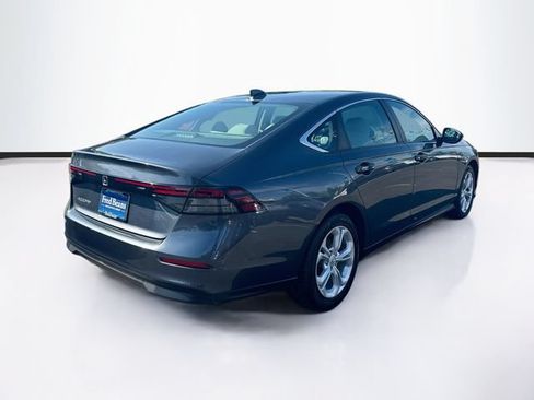Certified 2023 Honda Accord LX image 9