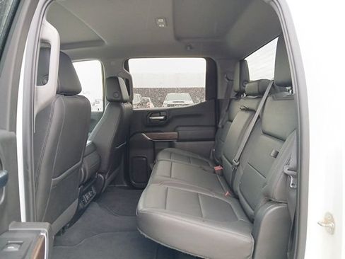 Certified 2020 GMC Sierra 1500 SLT w/ X31 Off-Road Package AWD/4WD image 18