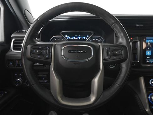 Used 2021 GMC Yukon XL Denali w/ Denali Ultimate Package AWD/4WD image 19