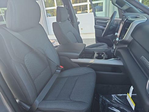 New 2026 RAM 1500 Big Horn AWD/4WD image 10