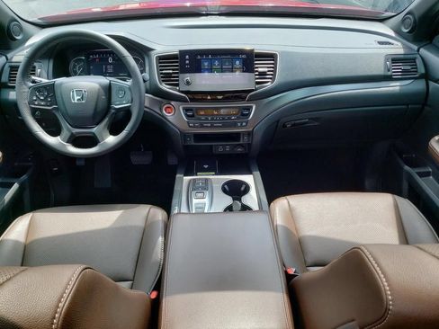 Used 2024 Honda Passport EX-L image 12