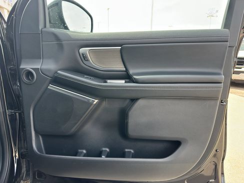 Used 2025 Ford Expedition Max Platinum image 30