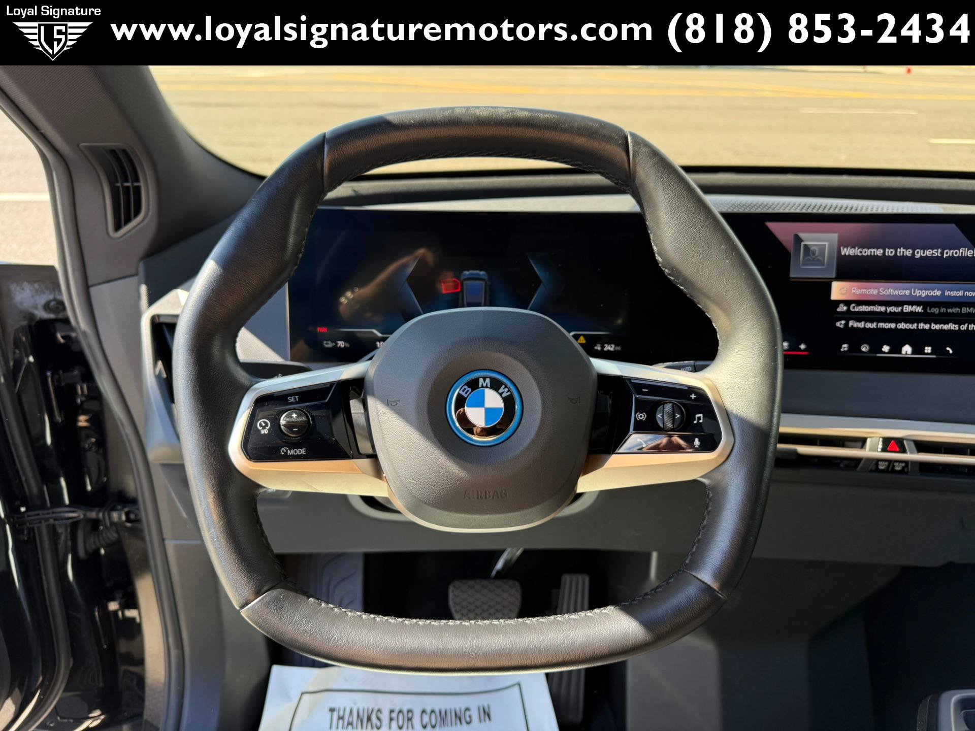 Used 2024 BMW iX xDrive50 w/ Sport Package AWD/4WD image 27