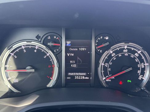 Used 2023 Toyota 4Runner Limited RWD image 38