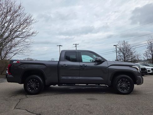 Used 2025 Toyota Tundra SR5 w/ SR5 Convenience Package AWD/4WD image 7