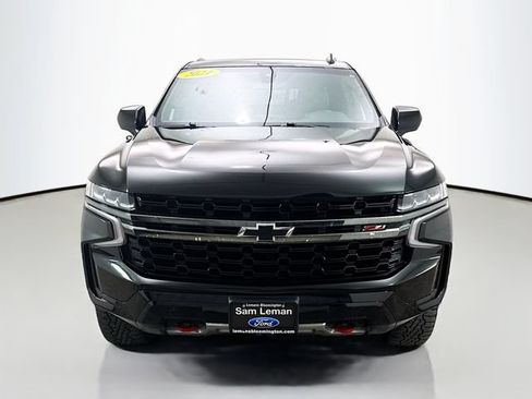 Used 2021 Chevrolet Suburban Z71 AWD/4WD image 2