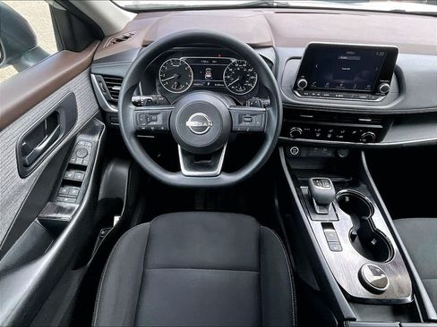 Certified 2023 Nissan Rogue S AWD/4WD image 17