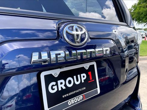 Used 2024 Toyota 4Runner TRD Sport AWD/4WD image 29