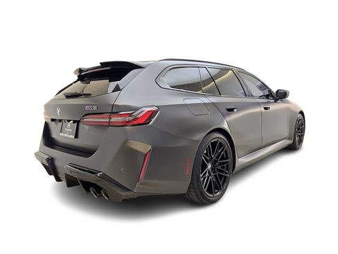 Used 2025 BMW M5 Touring image 9