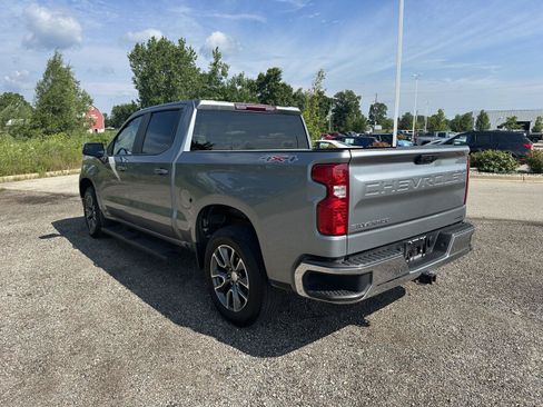 Used 2024 Chevrolet Silverado 1500 LT AWD/4WD image 9