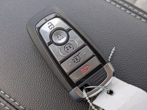 New 2026 Ford Escape Active w/ Active Premium Tech Pack FWD image 35