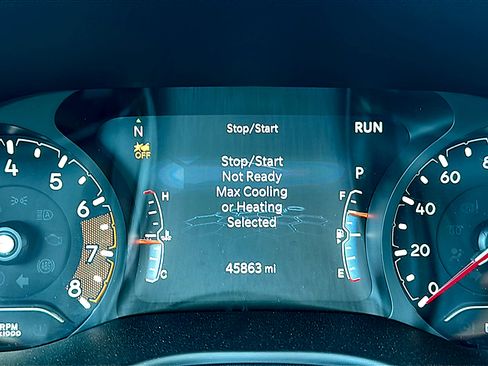 Used 2024 Jeep Compass Latitude image 26