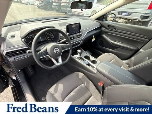 New 2026 Nissan Altima 2.5 SV FWD image 20
