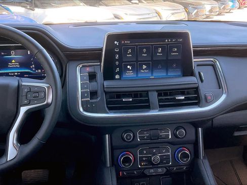 Certified 2023 Chevrolet Tahoe Z71 w/ Luxury Package image 7