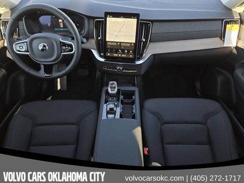 Used 2026 Volvo XC90 B6 Plus w/ Protection Package Premier AWD/4WD image 26