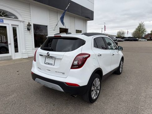 Used 2019 Buick Encore Preferred AWD/4WD image 5