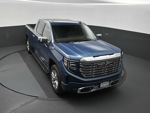 New 2026 GMC Sierra 1500 Denali w/ Technology Package AWD/4WD image 10