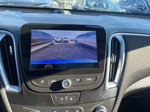 Used 2023 Chevrolet Malibu LT image 25