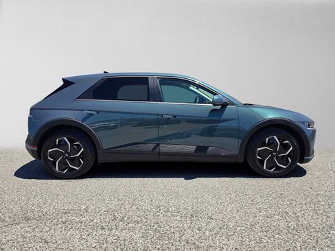 Used 2024 Hyundai Ioniq 5 SEL RWD image 2