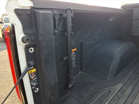 Used 2024 GMC Sierra 1500 AT4 w/ AT4 Carbonpro Edition image 6