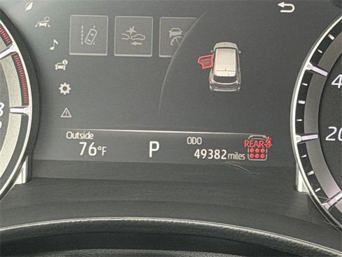 Certified 2024 Toyota Highlander LE image 14