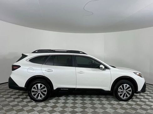 Used 2020 Subaru Outback Premium AWD/4WD image 4