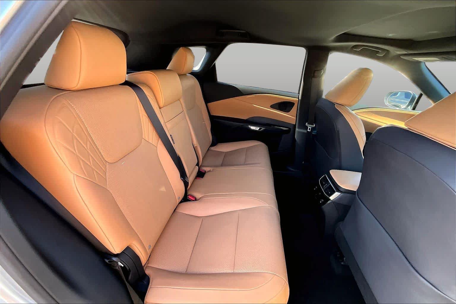 Certified 2024 Lexus RX 350 Premium w/ Cold Area Package FWD image 19