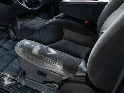 Used 2004 Chevrolet Avalanche 2WD image 60