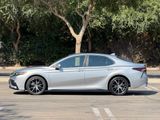 Used 2022 Toyota Camry SE image 6