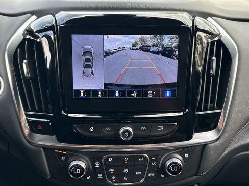 Used 2023 Chevrolet Traverse High Country w/ LPO, Cargo Package image 15