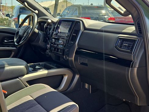 Used 2024 Nissan Titan SV w/ SV Bronze Edition Package image 29