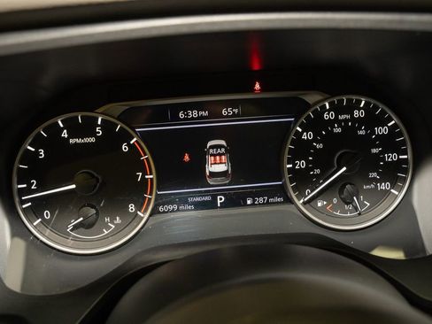 Certified 2024 Nissan Rogue SV w/ SV Premium Package image 19