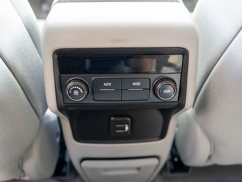 Used 2018 GMC Acadia SLE w/ Driver Alert Package I AWD/4WD image 14