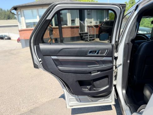 Used 2019 Ford Explorer Sport AWD/4WD image 30