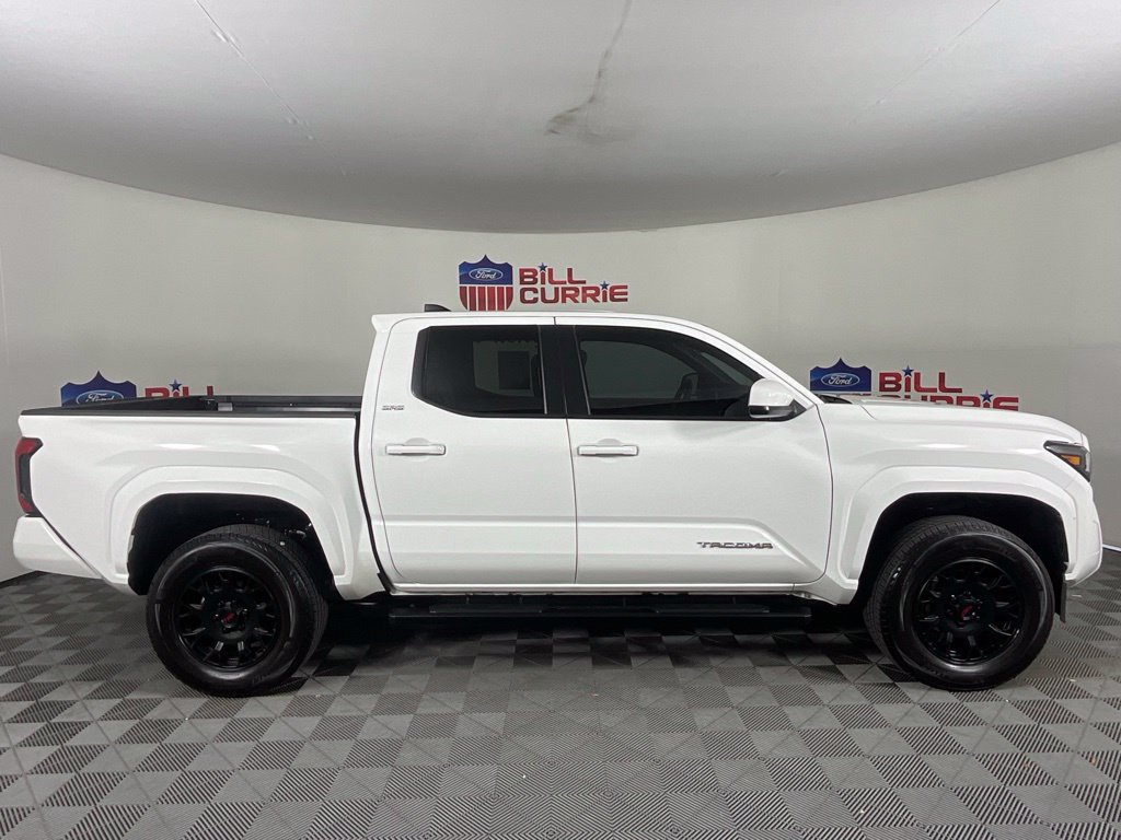 Used 2024 Toyota Tacoma SR5 RWD image 2