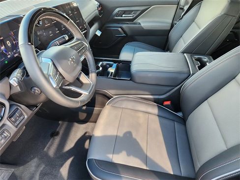 New 2026 Chevrolet Silverado EV Trail Boss image 9