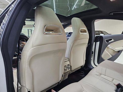 Used 2018 Mercedes-Benz CLA 250 4MATIC image 27