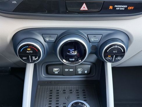 New 2026 Hyundai Venue SEL image 28