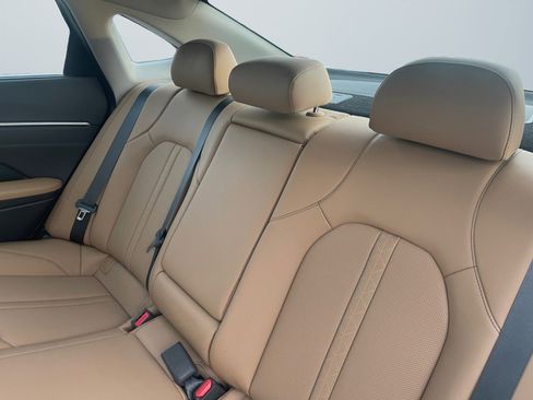 Certified 2025 Hyundai Sonata Limited image 15