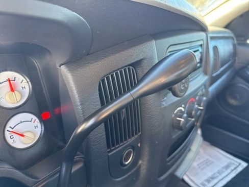 Used 2003 Dodge Ram 1500 Truck ST image 17