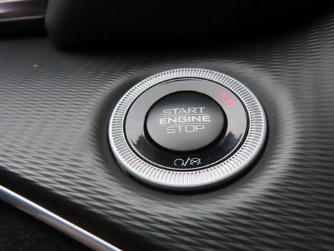 New 2025 Jeep Grand Cherokee Altitude image 12