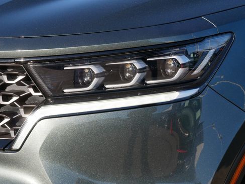 Certified 2022 Kia Sorento SX Prestige image 16