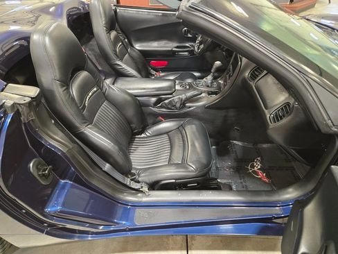 Used 1999 Chevrolet Corvette Convertible w/ Memory Pkg image 33