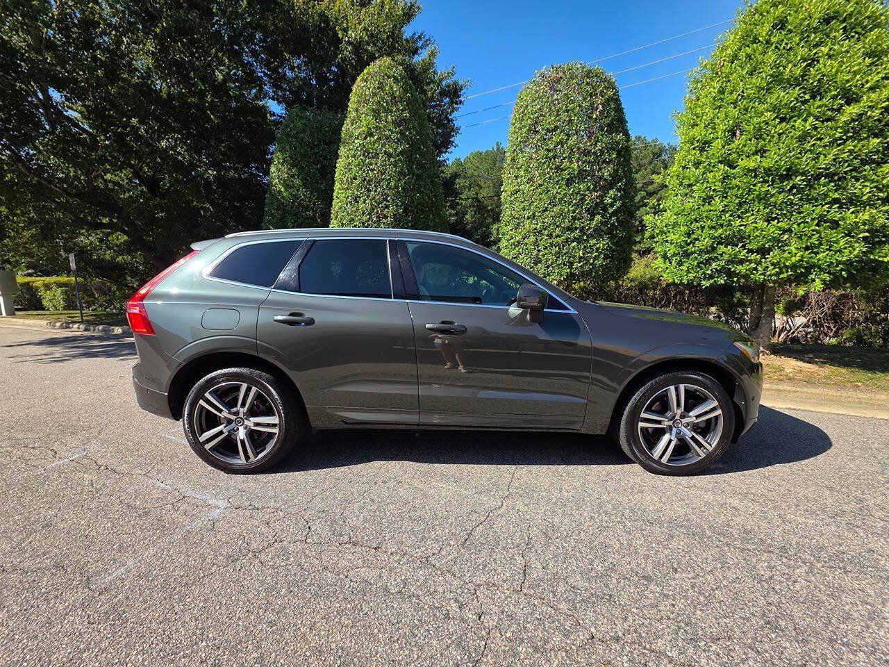 Used 2018 Volvo XC60 T6 Momentum w/ Convenience Package AWD/4WD image 6