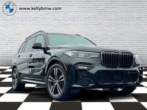 Certified 2022 BMW X7 xDrive40i w/ M Sport Package image 1