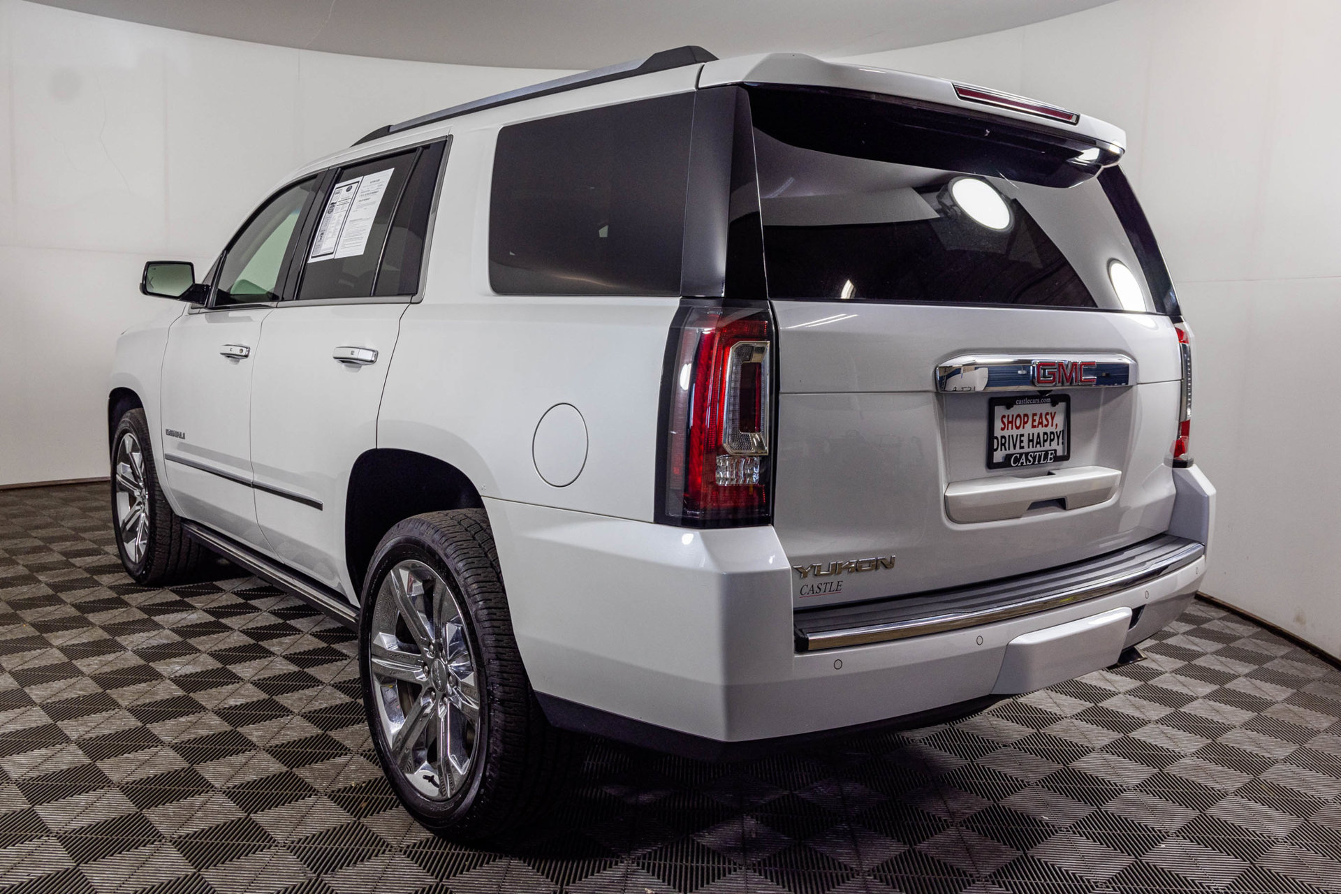 Used 2016 GMC Yukon Denali w/ Open Road Package AWD/4WD image 31